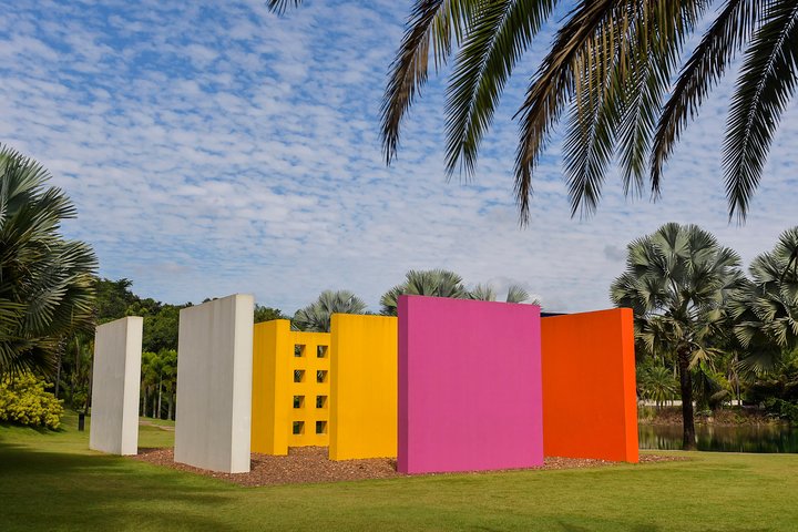 Inhotim - um dos maiores museus ao ar livre do mundo