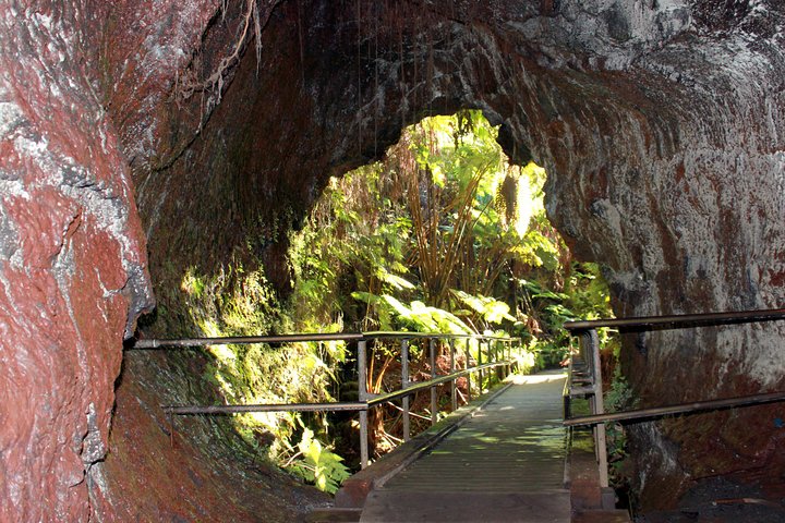 Parque Nacional de los Volcanes de Hawái e Hilo destacan tour en grupos pequeños