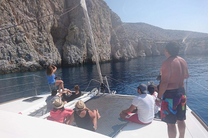 Gedeelde Catamaran All-inclusive-dagcruise naar Naxos of Paros