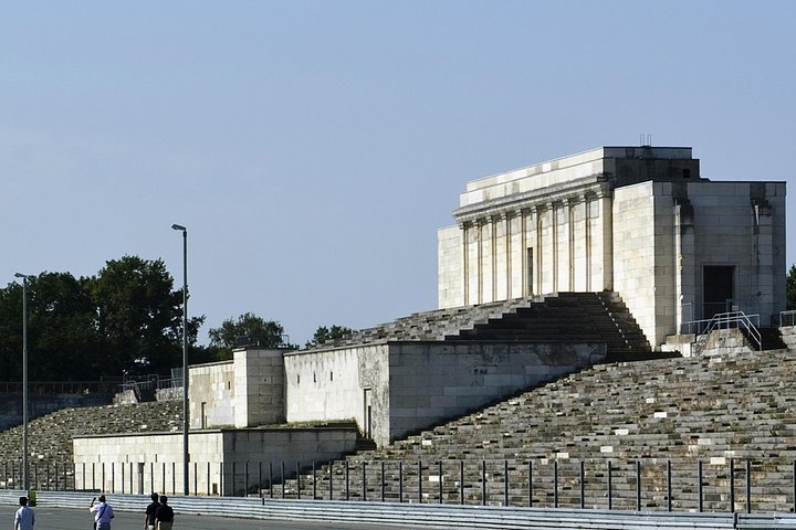 Excursão à Segunda Guerra Mundial em Nuremberg, Tribunal 600 e locais do 3º Reich