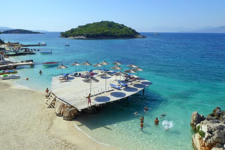 Vanuit Sarande: rondleiding door Blue Eye, Butrint, Ksamil & Lekuresi Castle