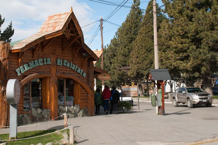 Privatwagen von El Chalten zum Flughafen El Calafate oder in die Stadt