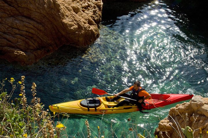 Costa Brava - Kajakken en snorkelen "Sea Caves" Tour