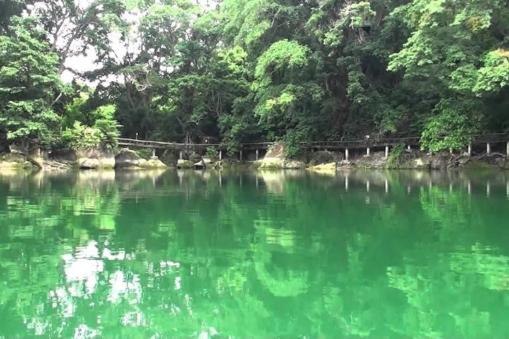 ドゥマゲテバラナン湖
