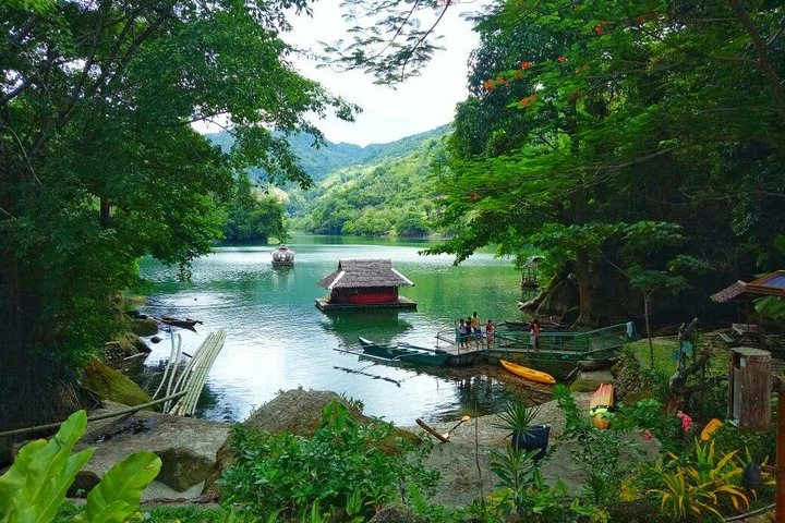 ドゥマゲテバラナン湖