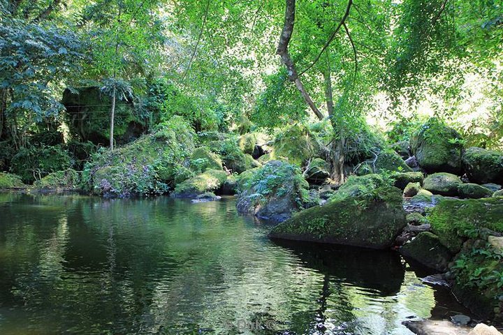 ドゥマゲテバラナン湖