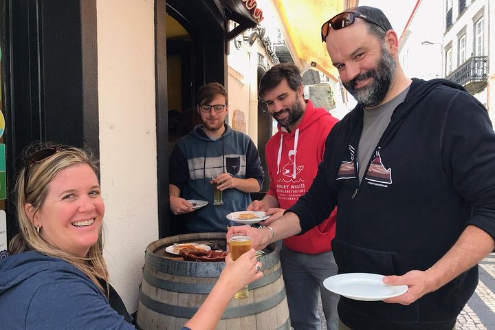 Tour gastronómico para grupos pequeños en Ponta Delgada en Azores