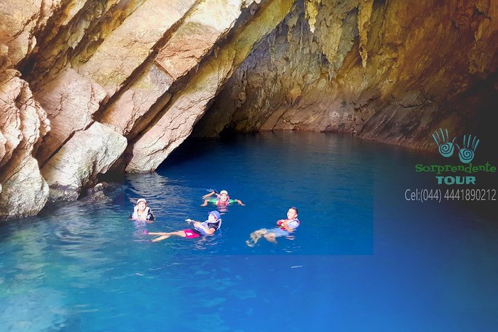 Show das Andorinhas, Cachoeira Tamul de canoa e Cenote Cueva del Agua