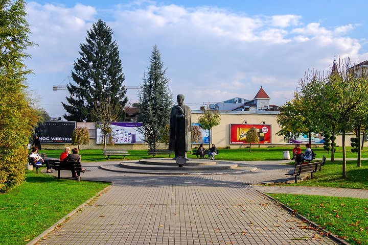 Revelando a alma urbana de Banja Luka: Walk & Enjoy