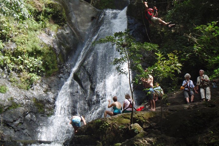 Ultimate Waterfall Zipline : 18 Zeilen über 11 Fälle in der Nähe von Jaco