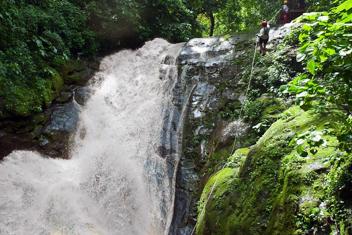 Ultimate Waterfall Zipline : 18 Zeilen über 11 Fälle in der Nähe von Jaco