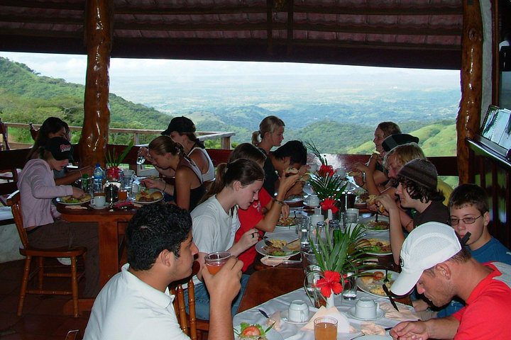 Mega Zipline Tour over 11 fosser fra Guanacaste