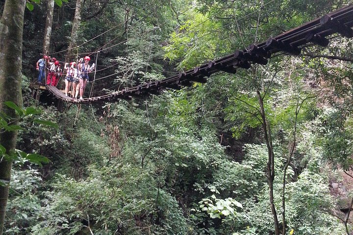 Mega Zipline Tour over 11 fosser fra Guanacaste