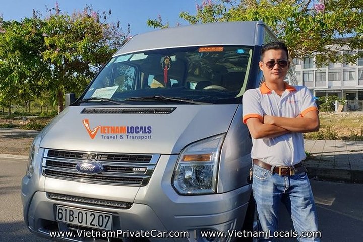 Dall'aeroporto di Dong Hoi a Phong Nha in auto privata o via Versa