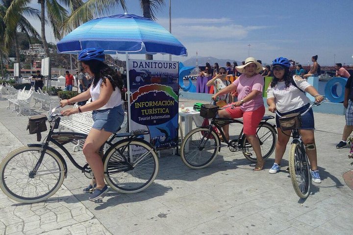 cykeltur med Danitours i Manzanillo cykeluthyrning alla hotellzoner RuralArea