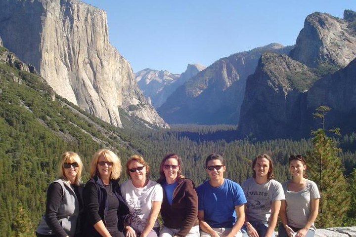 Halbprivate Yosemite-Tour mit Ahwahnee-Mittagessen und Abholung vom Hotel