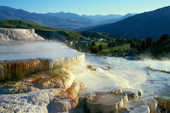 Pamukkale Karahayit Hotels zu Denizli Cardak Flughafentransfers
