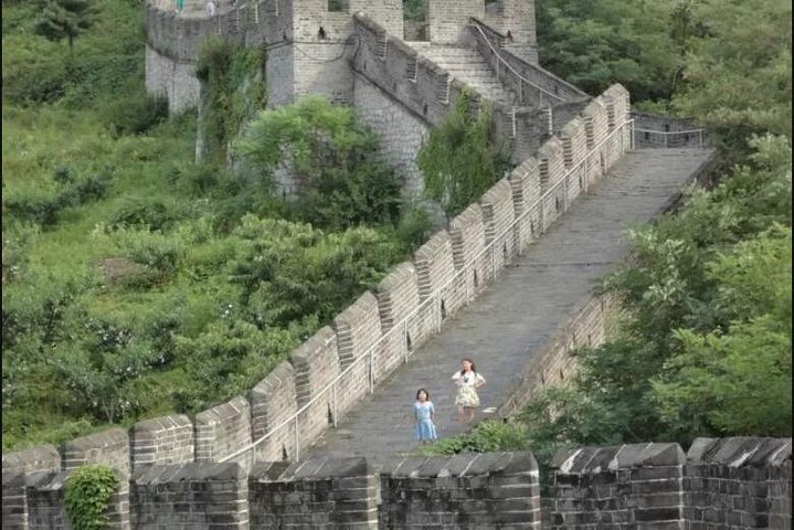 Privat Dandong City Day Tour: Hushan Great Wall, Yalu River Broken Bridge, Border