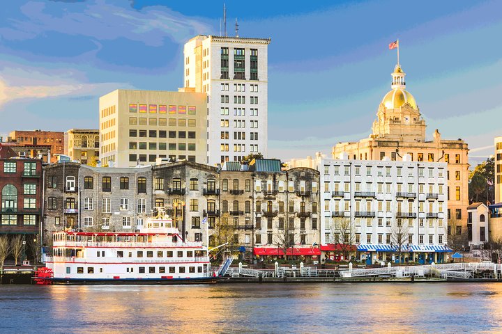 Savannah Land & Sea Combo: City Sightseeing Trolley Tour med Riverboat Cruise