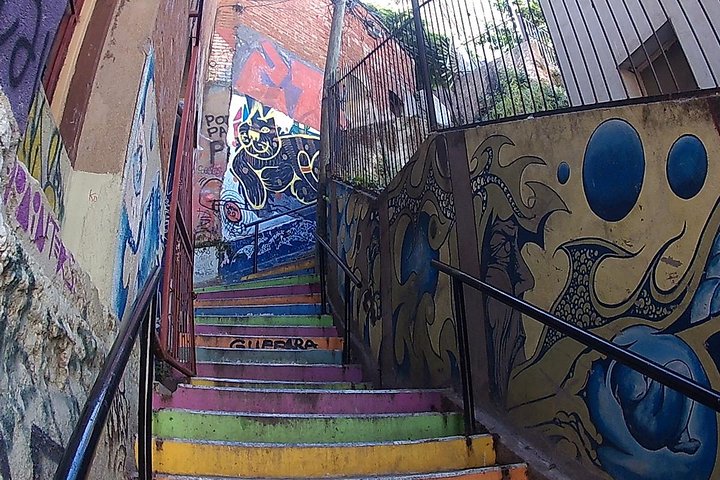 PRIVATE CITY TOUR : Valparaíso Concón&Viña del Mar From VALPARAISO (バルパライソ・コンコン&ビーニャ・デル・マル)