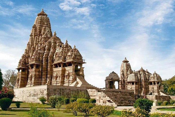 Private Day Tour of Khajuraho Temples met Sound and Light Show