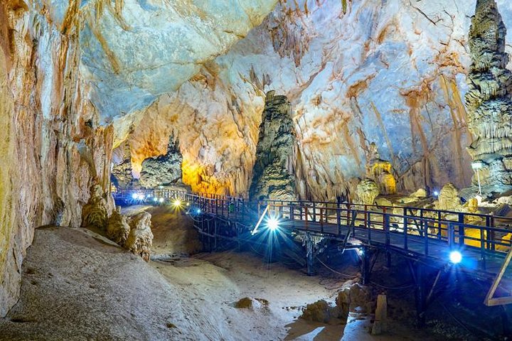 Phong Nha Cave - Paradise Cave Tour met kleine groep : All Inclusive