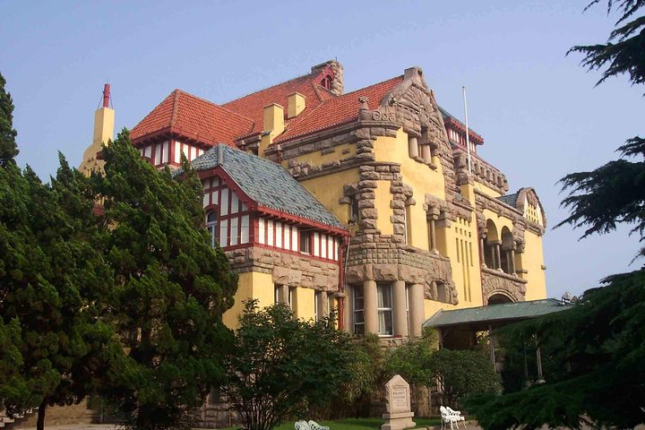 Excursión privada de un día arquitectónico histórico de Qingdao con cerveza Tsingdao durante el almuerzo