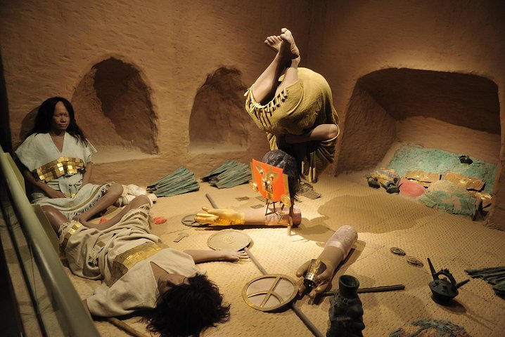 チクラーヨ 1 日 : Huaca Rajada、Tucume、Sipan Royal Toum Museum ランチ付き