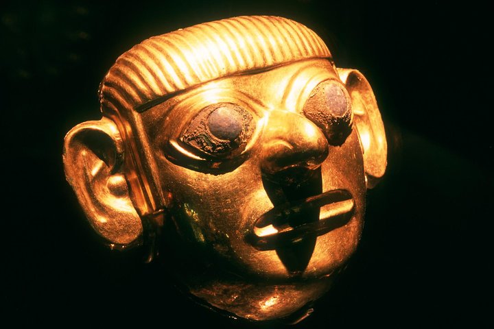 チクラーヨ 1 日 : Huaca Rajada、Tucume、Sipan Royal Toum Museum ランチ付き