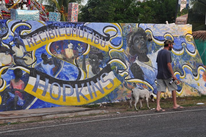 Aeropuerto de Dangriga Town a Hopkins Village