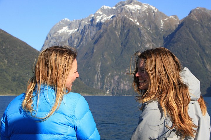 Vuelo y crucero del glaciar Milford Sound desde Wanaka