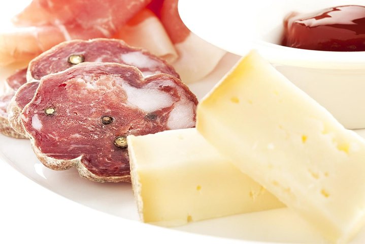 ALBA wandel- en TASTING-tour (eten, wijn en geschiedenis)