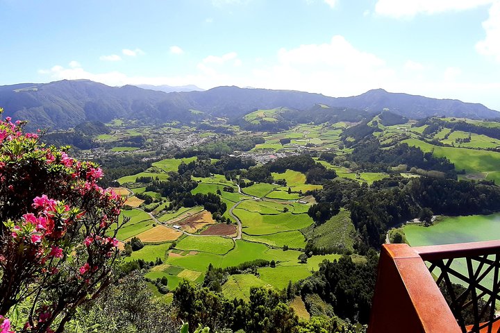 Det viktigaste i São Miguel: 2-dagars rundtur med naturens underverk och toppattraktioner