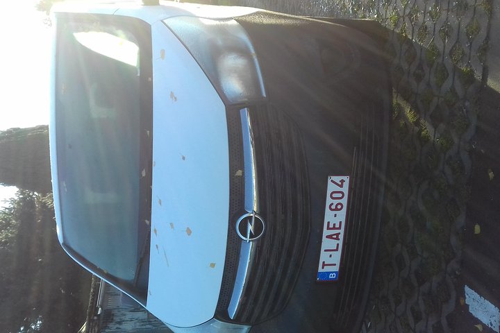 Standard Minivan from Brussels airport to city of Bruges