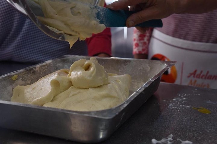 Talleres de cocina boliviana Adelante Mujer