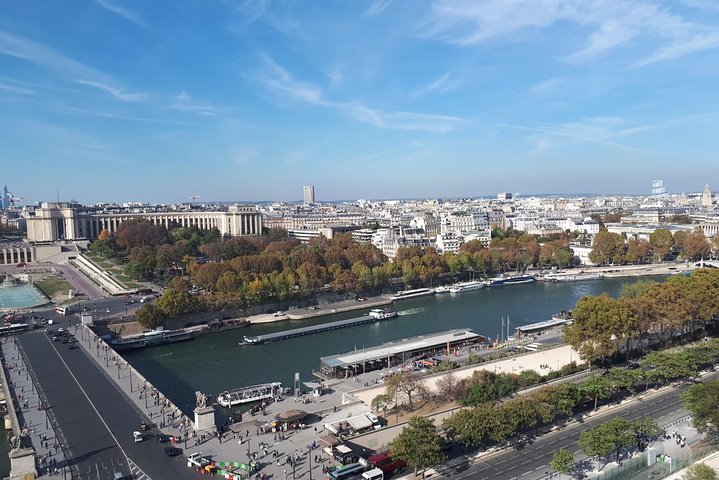 Guided Luxury Paris Day Trip with Optional Lunch at the Eiffel Tower
