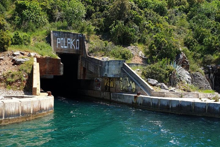 Visite en bateau privée personnalisée au départ de Herceg Novi (4 heures)