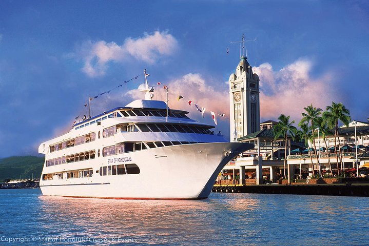 Honolulu : Kreuzfahrt und Show zum Sonnenuntergang im Pazifik