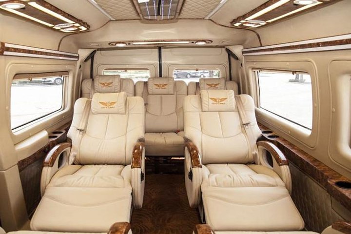 Hanoi trasferimenti privati di sola andata (da furgoni limousine di lusso)