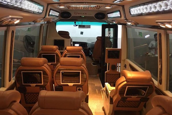 Hanoi trasferimenti privati di sola andata (da furgoni limousine di lusso)