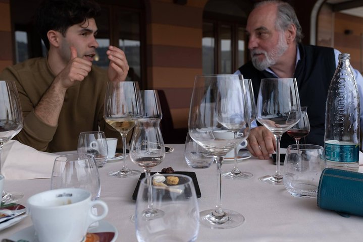 Proef Barolo en Barbaresco met een Sommelier. Wijntour door Piemonte