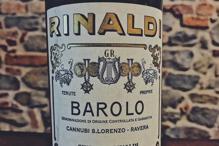 Proef Barolo en Barbaresco met een Sommelier. Wijntour door Piemonte
