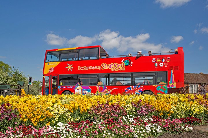 Stratford-upon-Avon hop-on hop-off bustour door de stad