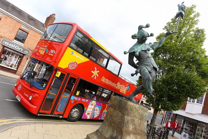 Stratford-upon-Avon hop-on hop-off bustour door de stad