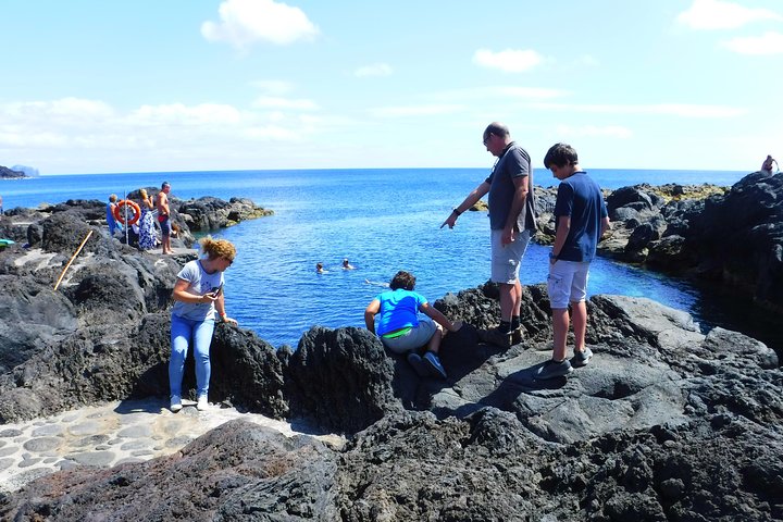 Eiland Faial: een volledige dag met lokale gids, vulkanen en landschappen