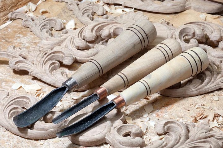 Taller de artesanía privada auténtica búlgara en el Valle de las Rosas