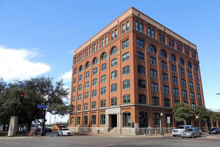 Tour del asesinato de JFK con el Museo JFK y la casa de huéspedes de Oswald