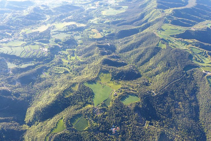 Volo in mongolfiera pre-Pirenei con prelievo opzionale a Barcellona