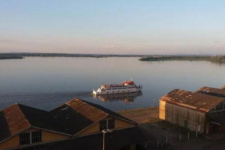 Segeln in Guaíba mit White Swan Boat - Porto Alegre
