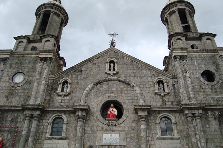 Tour giornaliero esclusivo di Tri-City (Bacolod - Silay - Talisay)
